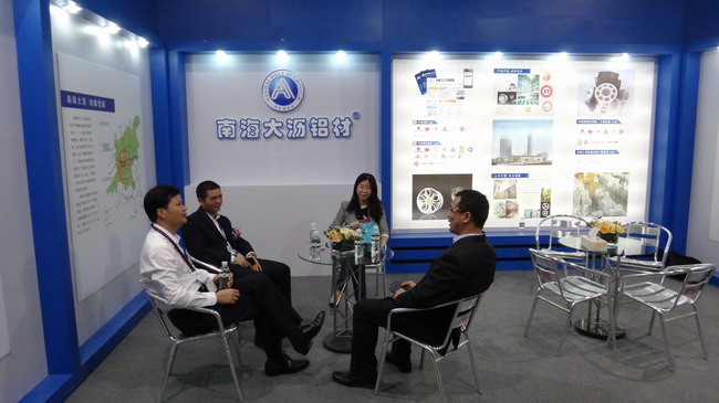 mg冰球突破·豪华版(试玩)官方网站