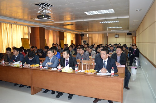 江苏分公司举行“伟昌铝材”2012年工程钻研会