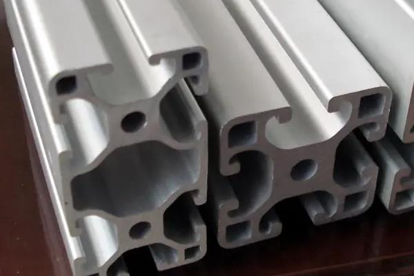 �s�F�پT���~�P�ƦW�e20��������?