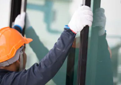 怎样准确装置铝门窗？？？？？