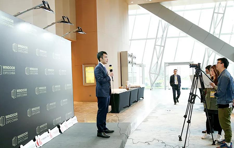 mg冰球突破·豪华版(试玩)官方网站